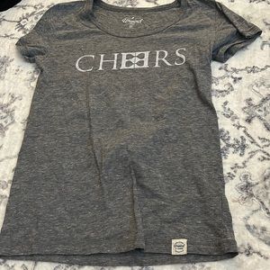 Gray Cheers tee